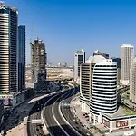 Stylish Studio Apartment In Downtown Dubai