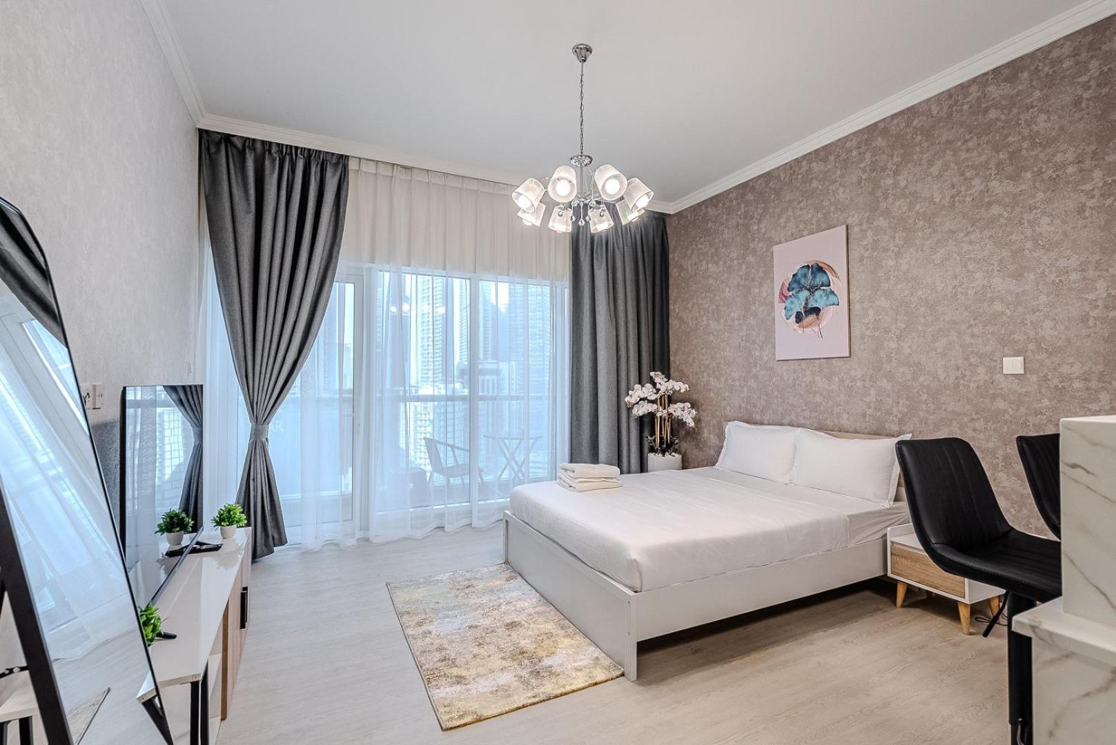 Stylish In Downtown Apartment Dubai